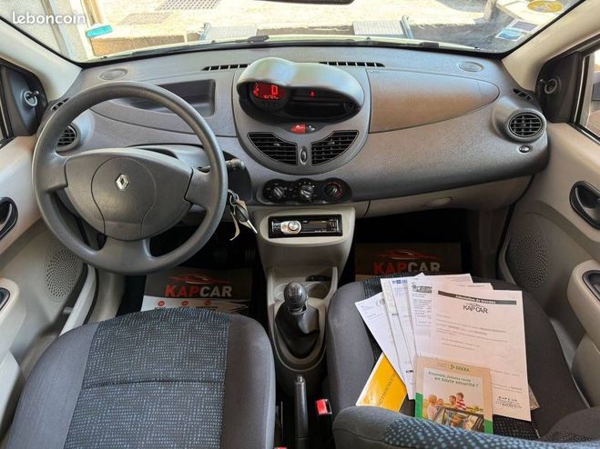 Renault Twingo II 1.2 16V 75 AUTHENTIQUE Vert de 2009