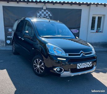  Voir détails -Citroen Berlingo e-hdi 92 à  Le Rove (13)
