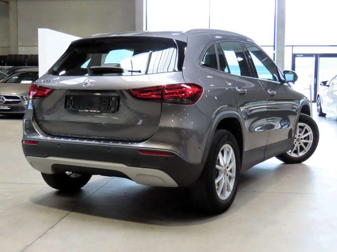 Mercedes Classe GLA 200 8GTRONIC Gris Mtallis de 