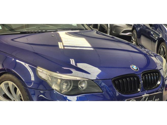 BMW M5 - BV SMG BERLINE E60 PHASE 1 BLEU FONCE de 2006