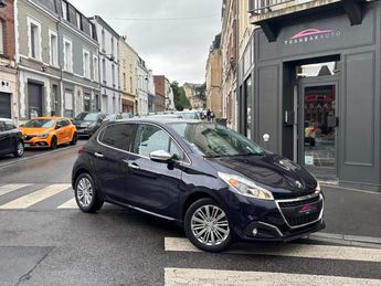  Voir détails -Peugeot 208 110ch SS BVM6 Allure / CARPLAY / CAMERA  à Cambrai (59)