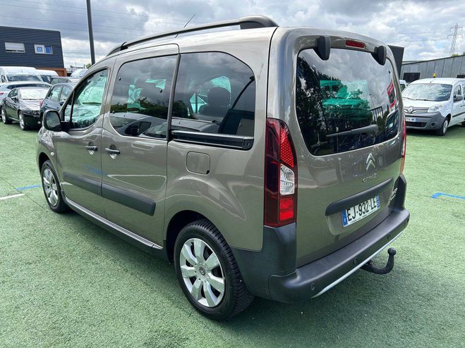 Citroen Berlingo Multispace 1.6 Bluehdi 120ch XTR Marron de 2017