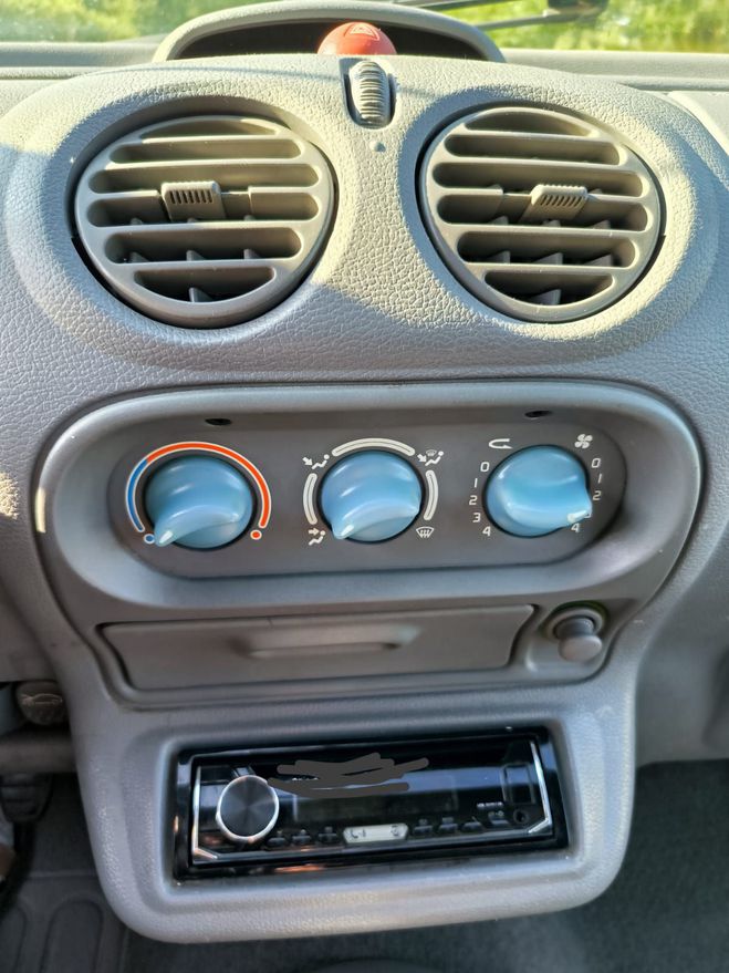 Renault Twingo 1 Phase 3 Serie 1  de 2005