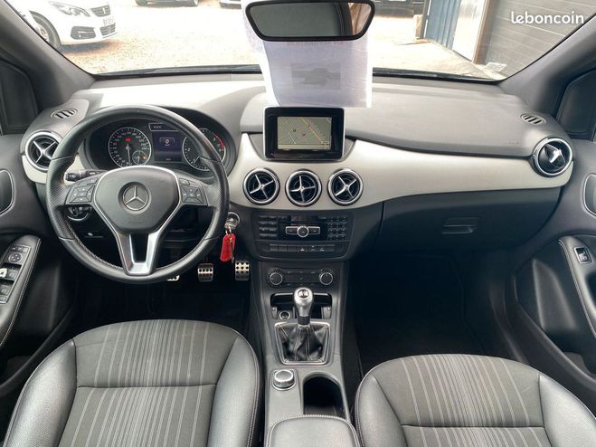 Mercedes Classe B 180 d 109ch sensation Noir de 2014