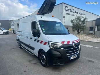  Voir détails -Renault Master nacelle k26 klubb tronque à   La Boisse (01)