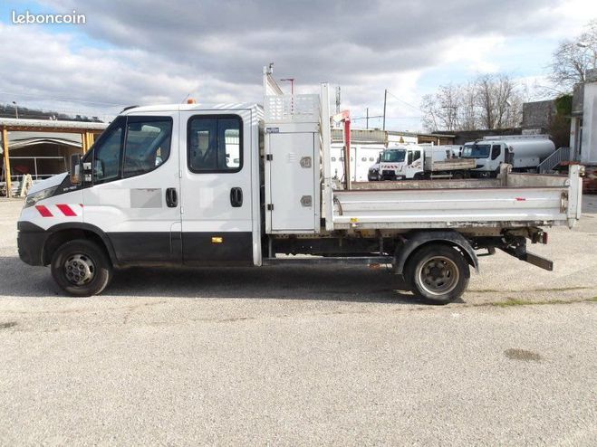 Iveco Daily double cabine benne coffre  de 2017