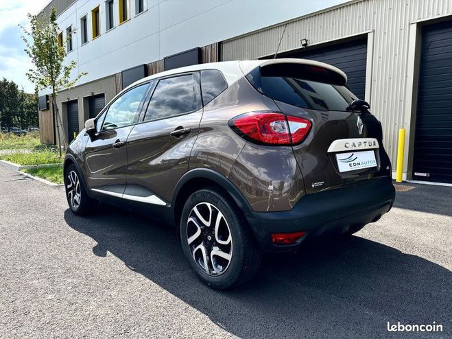 Renault Captur 1.5 DCI 90CH INTENS 1RE MAIN Marron de 2014