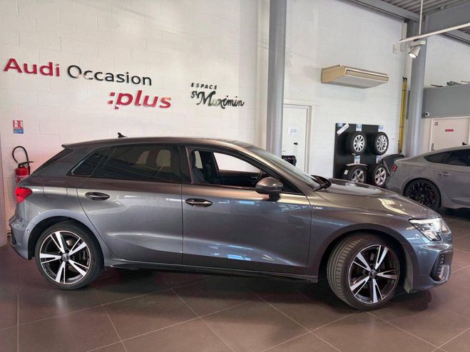 Audi A3 Sportback 40 TFSIe 204 S tronic 6 S Line Gris de 2021