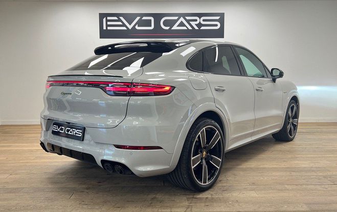 Porsche Cayenne E-Hybrid Coup Platinum Edition 462 ch / Gris de 2022