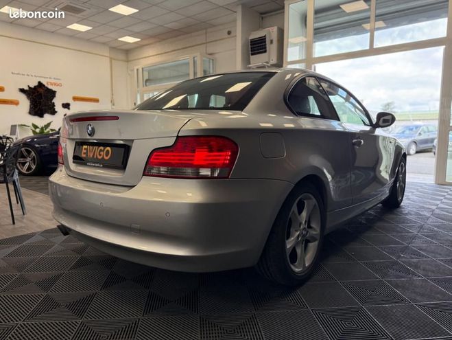 BMW Serie 1 COUPE E82 120i N43 2.0L 170ch PACK LUXE  Gris de 2011