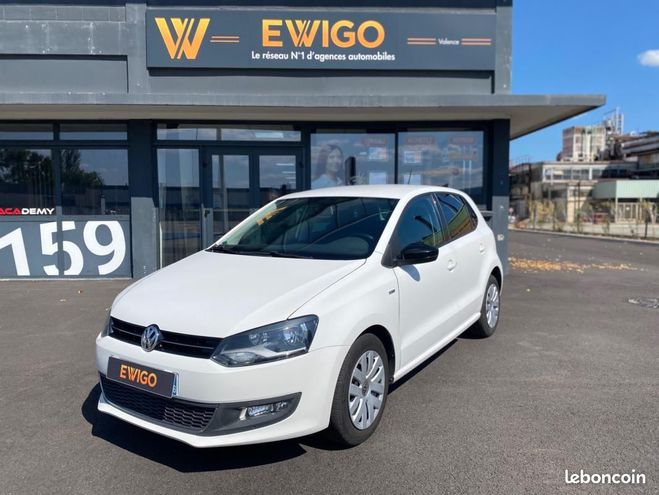 Volkswagen Polo 1.2 TSI 60CH MATCH + 4 JANTES ALU VOLANT Blanc de 2012