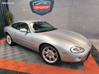  Voir détails -Jaguar XK8 coup boite automatique 4l V8 284cv 1990 à Courrires (62)