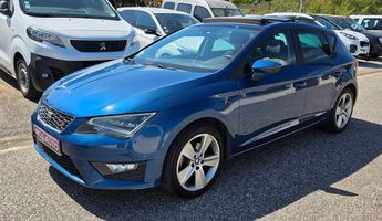  Voir détails -Seat Leon FR 2.0 TDI 150CH 2015 FULL TOIT PANO GPS à Martigues (13)