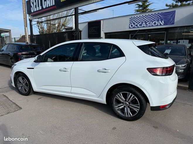 Renault Megane IV (2) 1.5 bluedci 115 volution Blanc de 2022