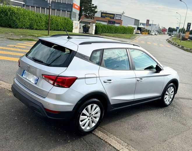 Seat Arona 1.0 TSI 110CV BUSINESS 04/23 13325HT TBE Gris Mtallis de 2023