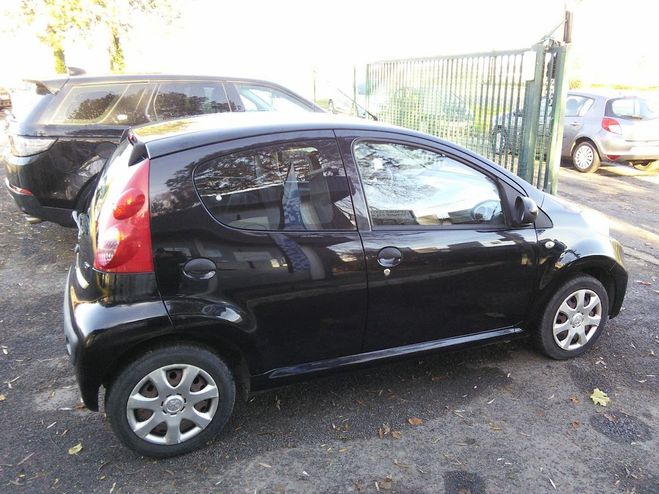 Peugeot 107 1.0 Urban 68 CV - Moteur  chaine de dis Noir de 2009