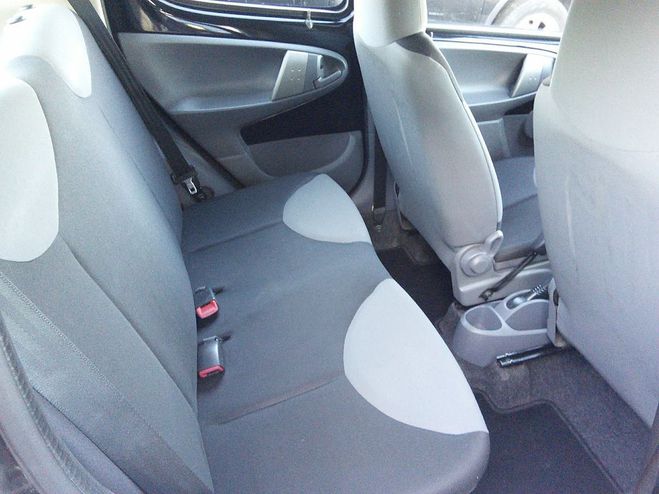 Peugeot 107 1.0 Urban 68 CV - Moteur  chaine de dis Noir de 2009