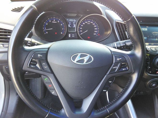 Hyundai Veloster 1.6 T-GDI 16V 186 cv CLIMATISATION - MOT Gris clair de 2014