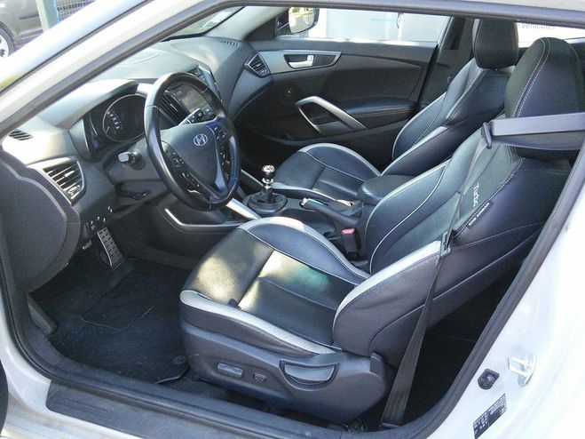 Hyundai Veloster 1.6 T-GDI 16V 186 cv CLIMATISATION - MOT Gris clair de 2014
