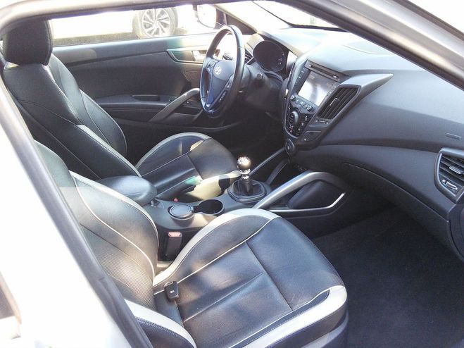 Hyundai Veloster 1.6 T-GDI 16V 186 cv CLIMATISATION - MOT Gris clair de 2014