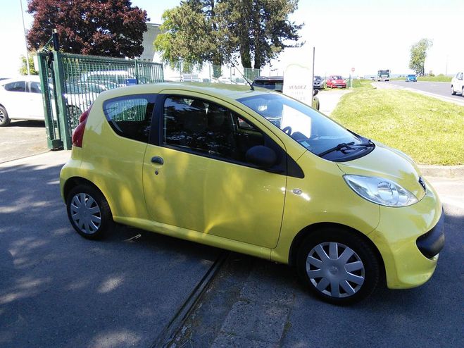 Peugeot 107 1.0 Urban 68 - REVISEE GARANTIE Jaune de 2006