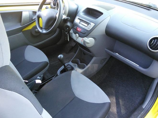 Peugeot 107 1.0 Urban 68 - REVISEE GARANTIE Jaune de 2006