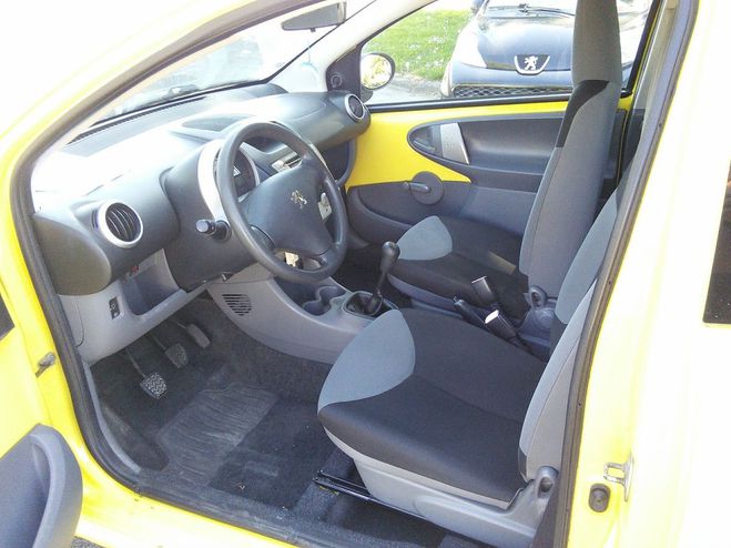 Peugeot 107 1.0 Urban 68 - REVISEE GARANTIE Jaune de 2006