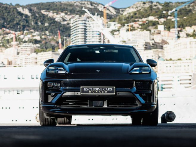 Porsche Macan TURBO 639 CV - MONACO Noir Intense Metal de 2024