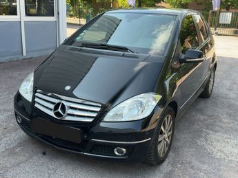  Voir détails -Mercedes Classe A 180 CDI AVANTGARDE CVT à Cannes (06)