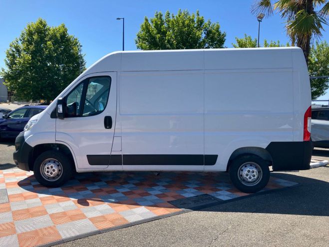Citroen Jumper III Phase 3 33 L2H2 2.2 BlueHDi 140 BV6  Blanc de 2023