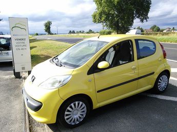 Voir détails -Peugeot 107 1.0 68 Bsico 5portes - moteur a chaine  à Osny (95)