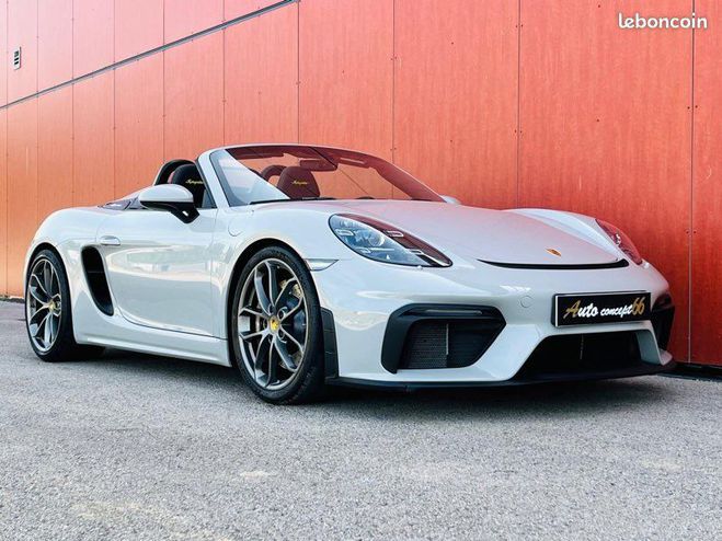 Porsche 718 (982) SPYDER 4.0 420ch LOA Gris de 2020