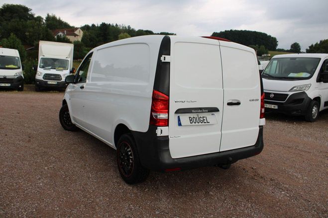 Mercedes Vito FG 109 CDI COMPACT PACK CLIM ATTELAGE AU Blanc Utilitaire de 2018