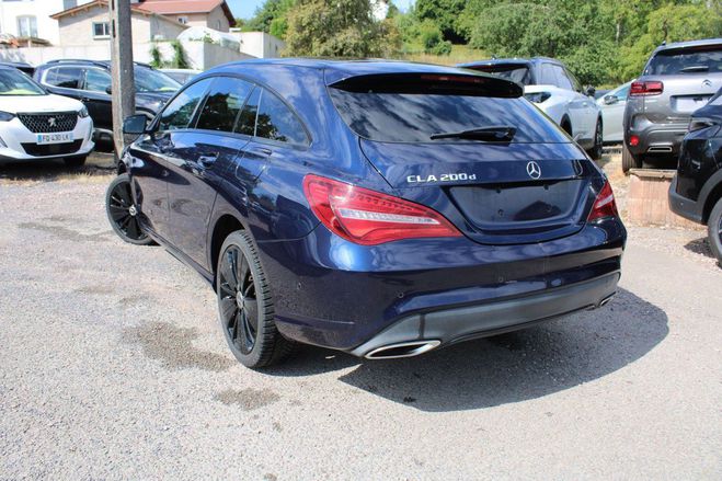 Mercedes Classe CLA ng Brake 200 D INSPIRATION Bleu Cavaniste de 2017