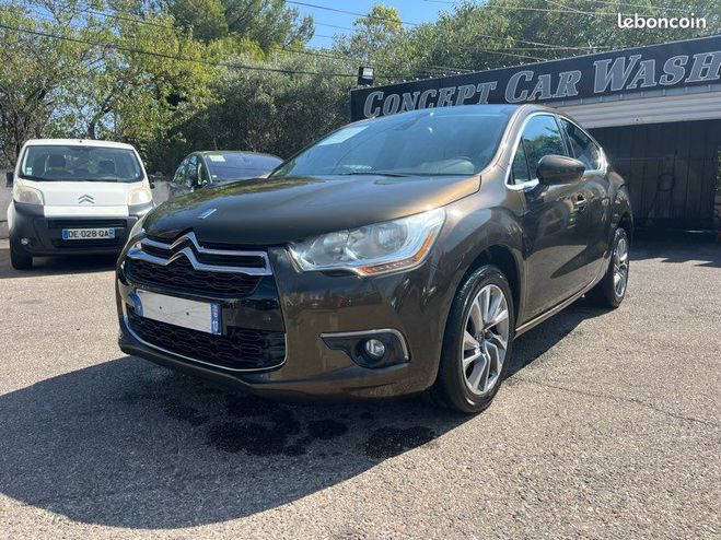 Citroen DS4 e-hdi 112 cv Marron de 2011
