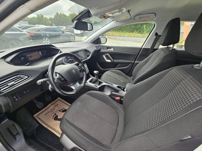 Peugeot 308 SW 1.5 BlueHDi 100ch Active Business TVA GRIS C de 2021