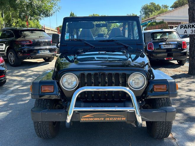 Jeep Wrangler 2.5i Sport SE Soft Top / TRS BON TAT / Noir de 1998