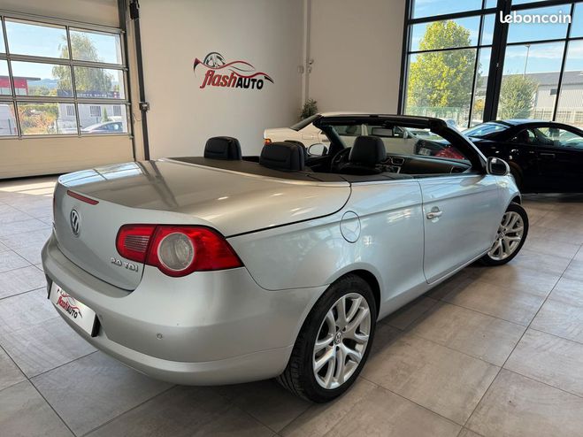 Volkswagen Eos 2.0 TDi 140cv-BV6-2008 Gris de 2008