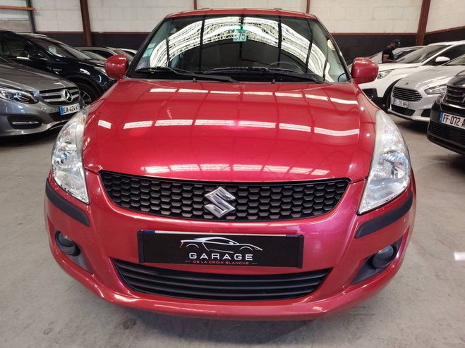 Suzuki Swift III 1.2 VVT 94ch So?City 5p ROUGE de 2013