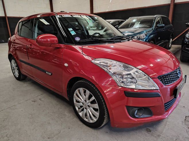 Suzuki Swift III 1.2 VVT 94ch So?City 5p ROUGE de 2013