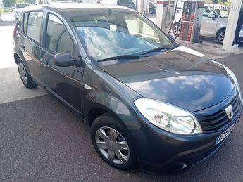  Voir détails -Dacia Sandero Belle ess gpl 2009 68000 kms tbe garanti à Marly (57)