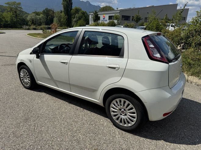 Fiat Punto Evo 1.4 ct ok clim blue&me distribution  BLANC NACRE de 2012