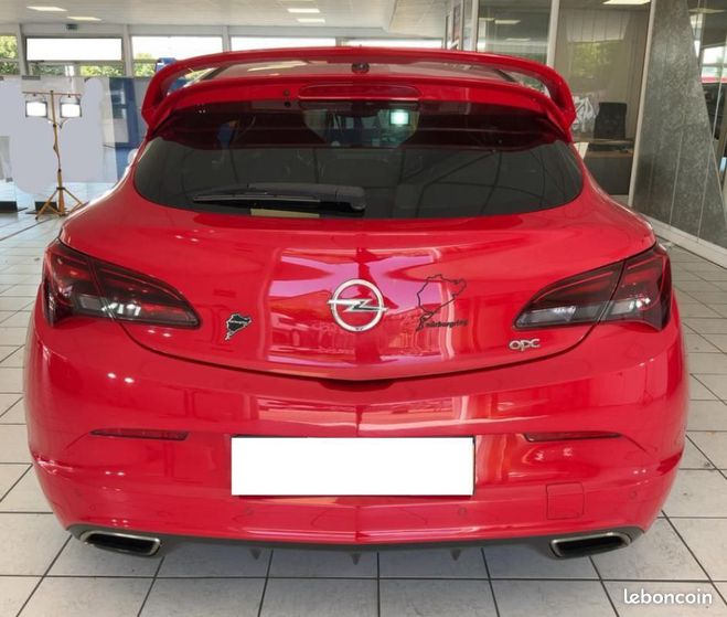 Opel Astra II 2.0 Turbo 280ch OPC Start&Stop Rouge de 2012