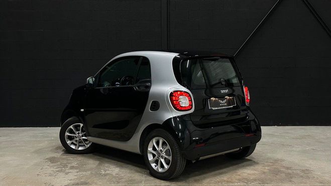 Smart Fortwo Coup 453 1.0 twinamic S&S 71 CV Passion Noir Mtallis de 2017