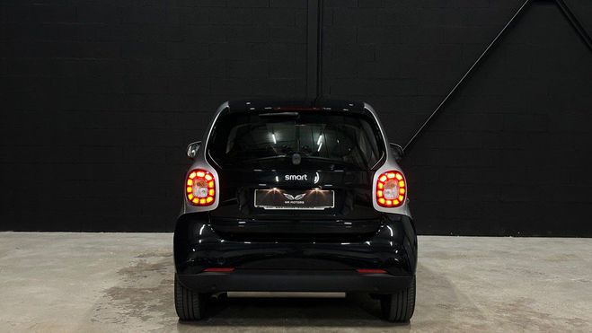 Smart Fortwo Coup 453 1.0 twinamic S&S 71 CV Passion Noir Mtallis de 2017