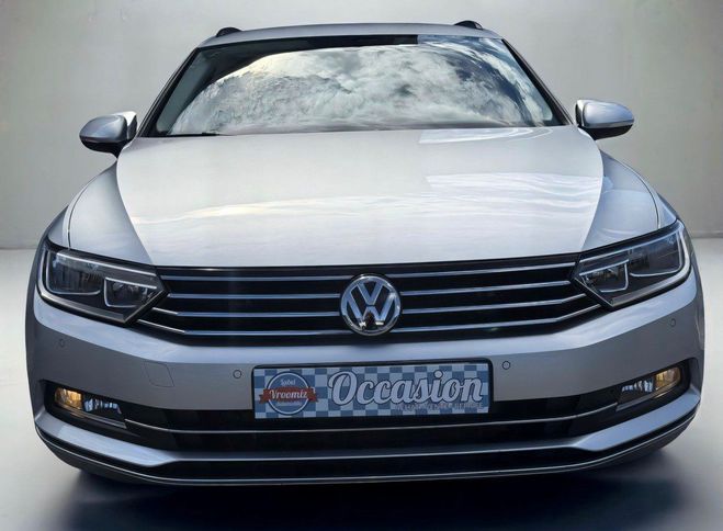 Volkswagen Passat SW Break 2.0 TDI 150ch BVM6 5P BlueMotio Gris de 2017