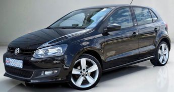  Voir détails -Volkswagen Polo 1.2 TSI 105ch (5 cv) 8V Turbo - BVM6 - 5 à Thiers (63)