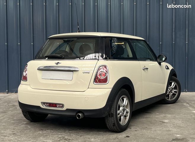 Mini One 1.4 Essence 75ch Garantie 1 An 88.000kms Blanc de 2013