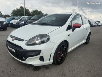  Voir détails -Fiat Grande Punto EVO 1.4 MULTIAIR TURBO 16V 135CH S&S SPO à Fouquires-ls-Lens (62)