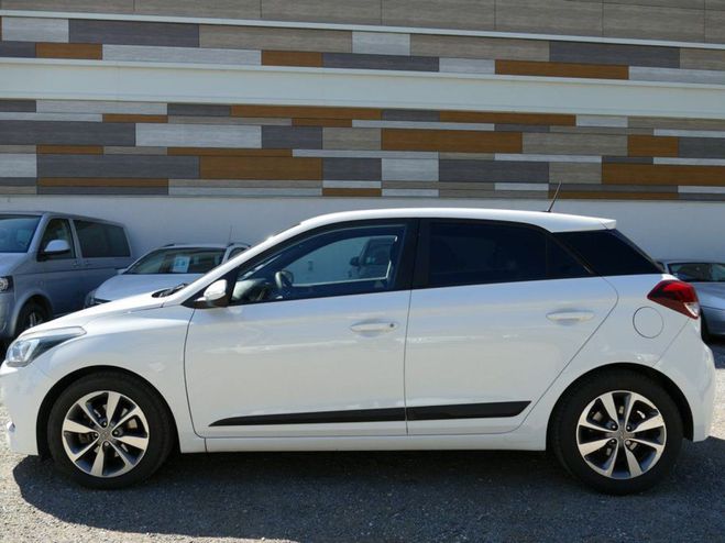 Hyundai I20 1.0 T-GDI 100 Ch CREATIVE BVM5 CAMERA DE Blanc de 2017